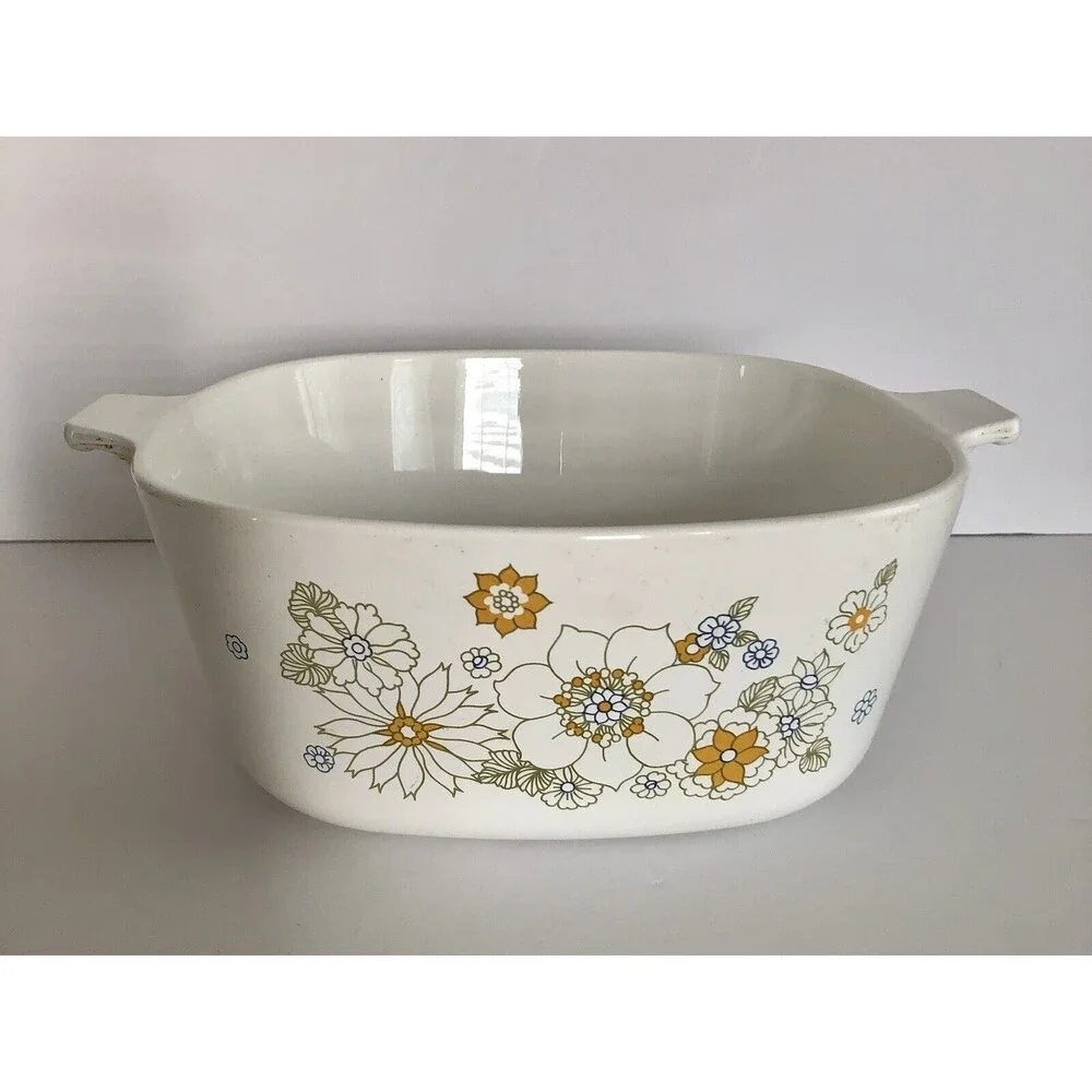 Vintage Corning Ware Floral Bouquet Yellow Flowers Casserole 2 1/2 Qt   No Lid